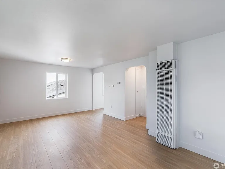 102 D St SW #E — Photo 8
