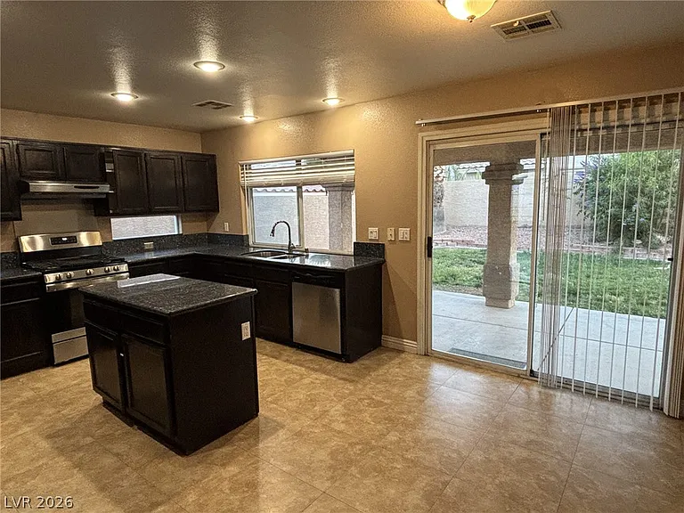 10341 Hunters Meadow Ave — Photo 6