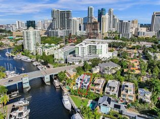 453 SW 5th Ave, Fort Lauderdale, FL 33315