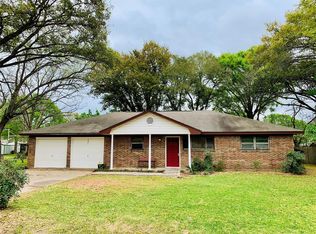 2719 West St, Rosenberg, TX 77471
