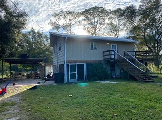 18730 Lost Ln, North Fort Myers, FL 33917