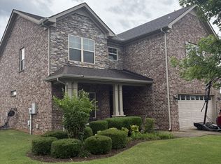 5110 Heroes Ln, Murfreesboro, TN 37129