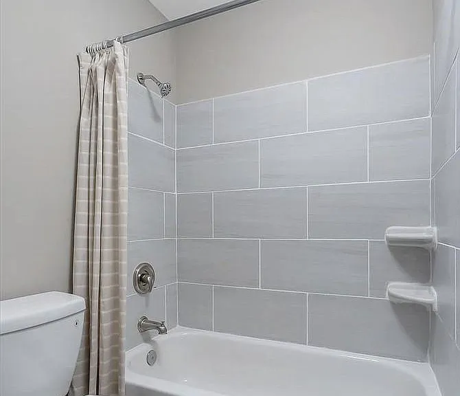 1212 Valley St — Photo 23