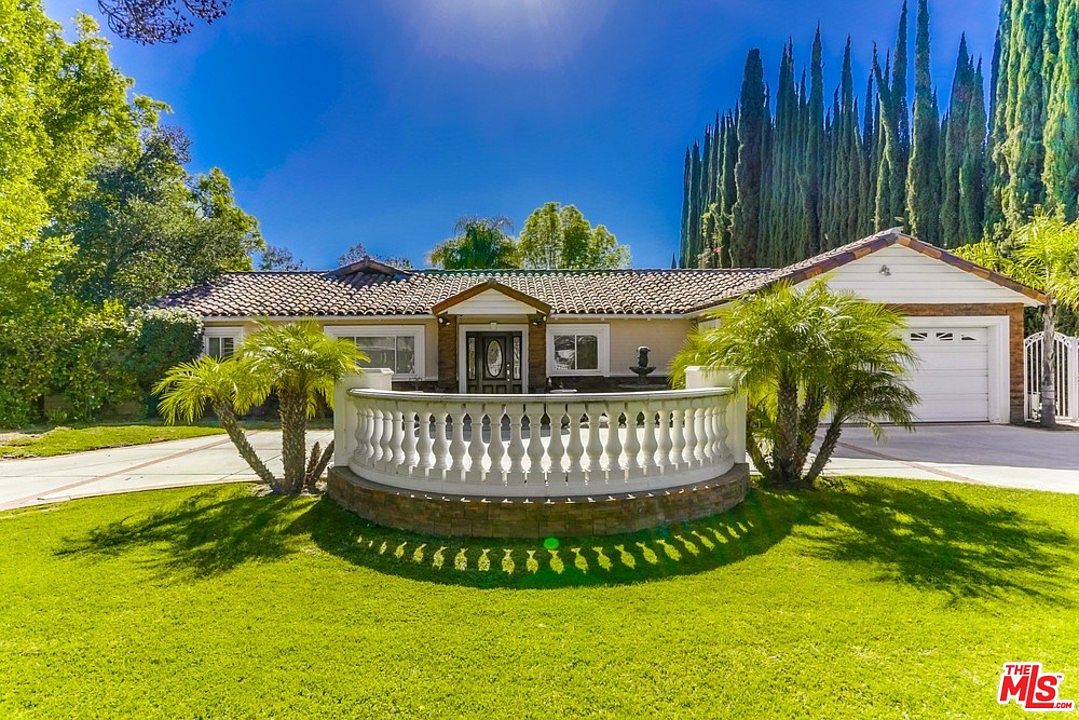 15210 Weddington St, Sherman Oaks, CA 91411 | Zillow