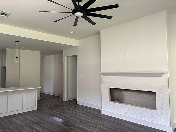 4th image of 3811 Logan Ridge Dr