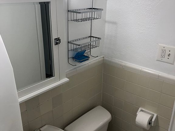 5th image of 2917 Willston Pl APT 201