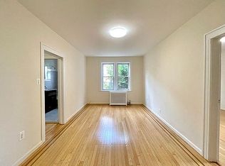 409 Woodward Ave #1R, Ridgewood, NY 11385