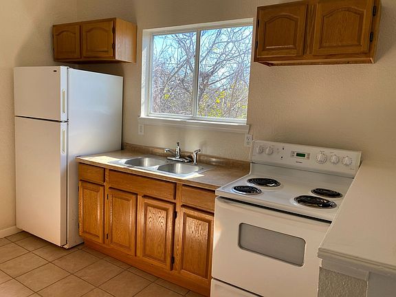 5th image of 406 Mason St #4