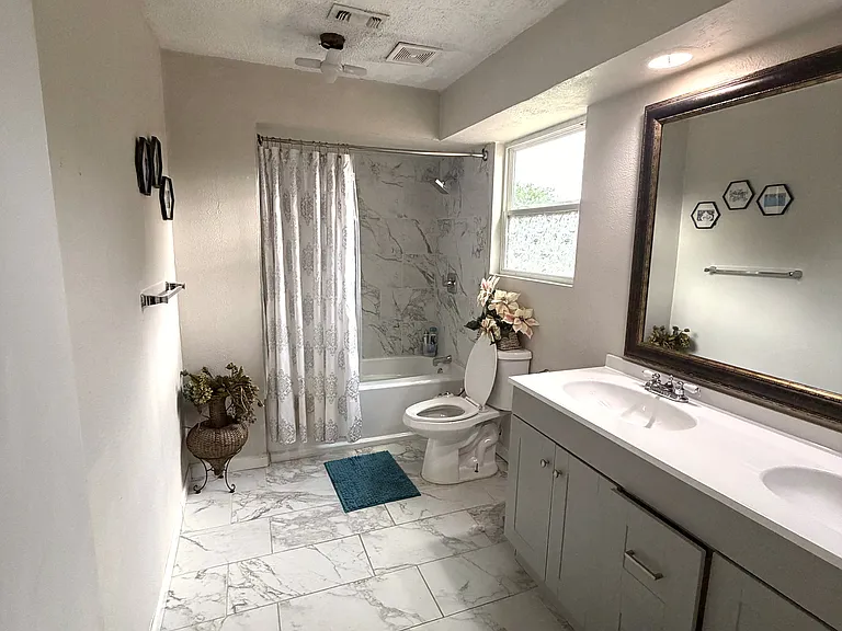 3101 Bandolino Ln — Photo 9