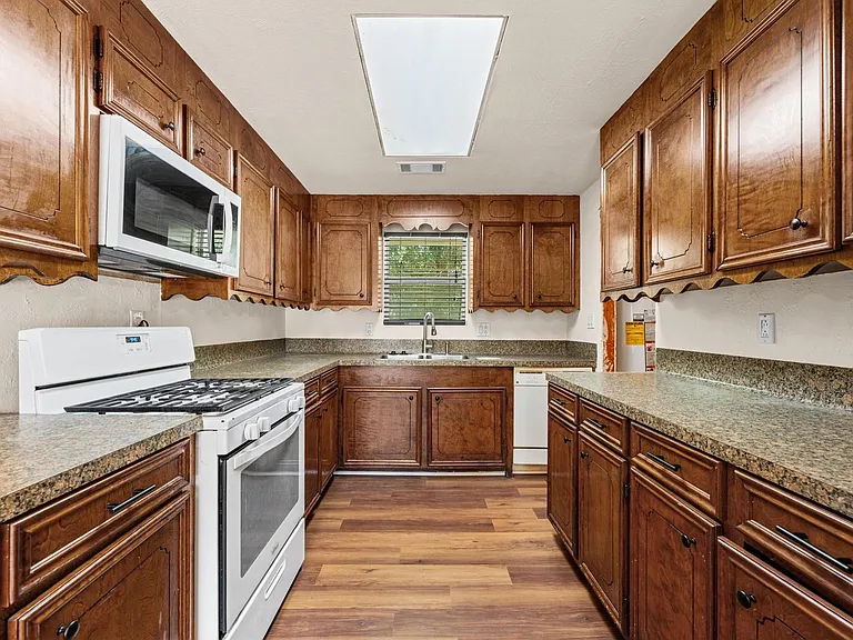 1505 Gladiola Ave — Photo 12