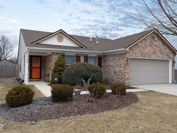 10154 Holly Berry Cir, Fishers, IN 46038