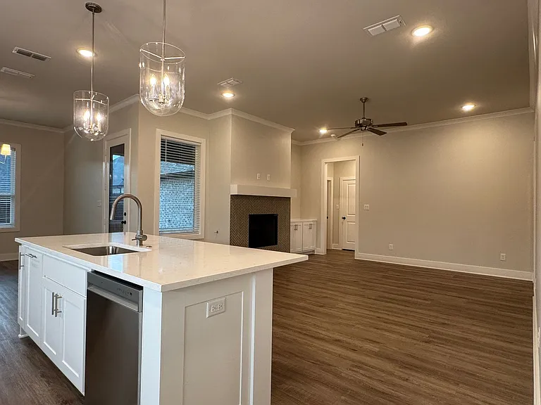 7035 Hillside Ave — Photo 23