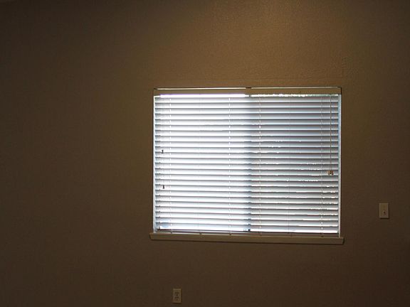 5th image of 2329 W Harold Ct