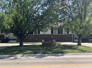 103 University Dr, Dodge City, KS 67801