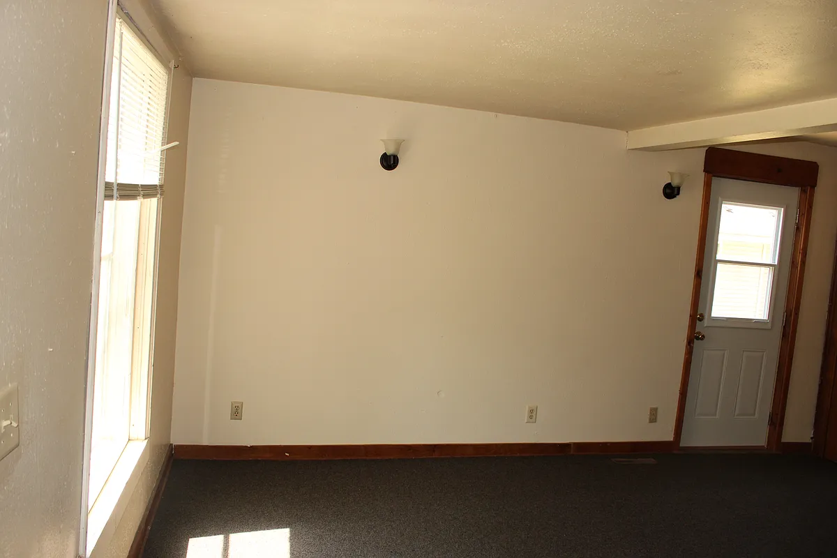 Building Photo - 724 Menomonie St