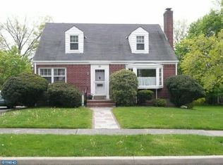 35 Hart Ave, Hopewell, NJ 08525