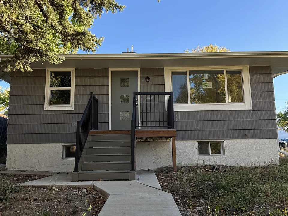1210 7th Ave S