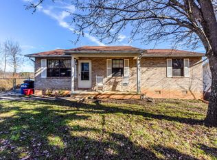 3110 Valemont Dr, Maryville, TN 37803