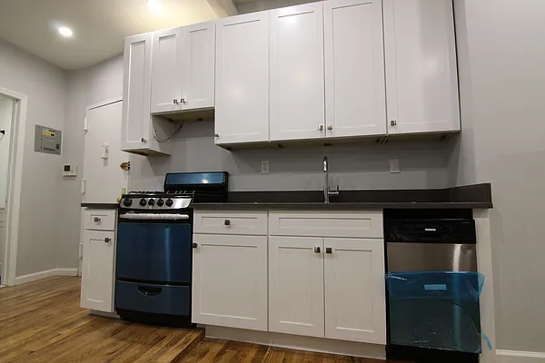 Rented by Lucky Apt Inc | media 29