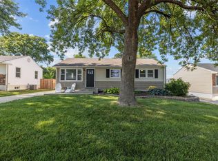 11097 Golf Crest Dr, Saint Louis, MO