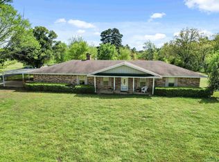 32 SE County Road 4280, Mount Vernon, TX 75457