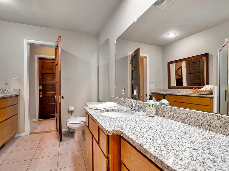 Schoolhouse Dr — Photo 16