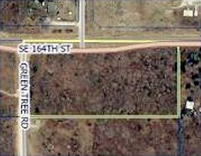 1st image of 16501 Greentree Dr