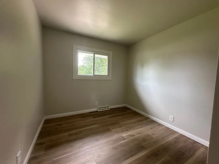 6656 W Brentwood Ave — Photo 12