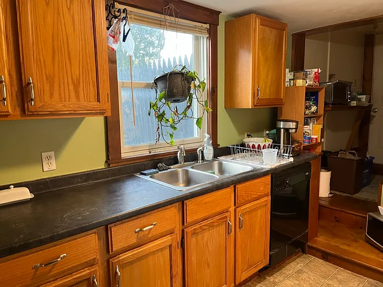 28 Peru St — Photo 3