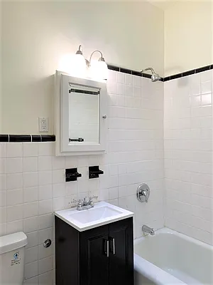 Rented by Virtual Real Estate | media 18