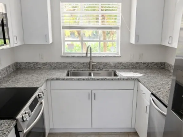 213 Rotonda Blvd W #B, Rotonda West, FL 33947