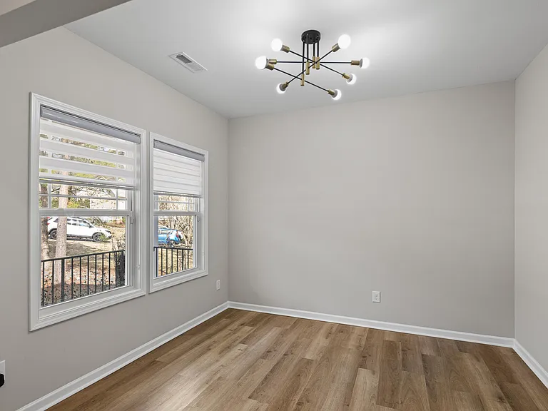 153 Bounty Cir — Photo 5