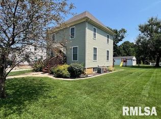 499 Hawkinson Ave, Galesburg, IL 61401