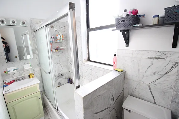 Rented by Luxor Homes & Investment Realty | media 34