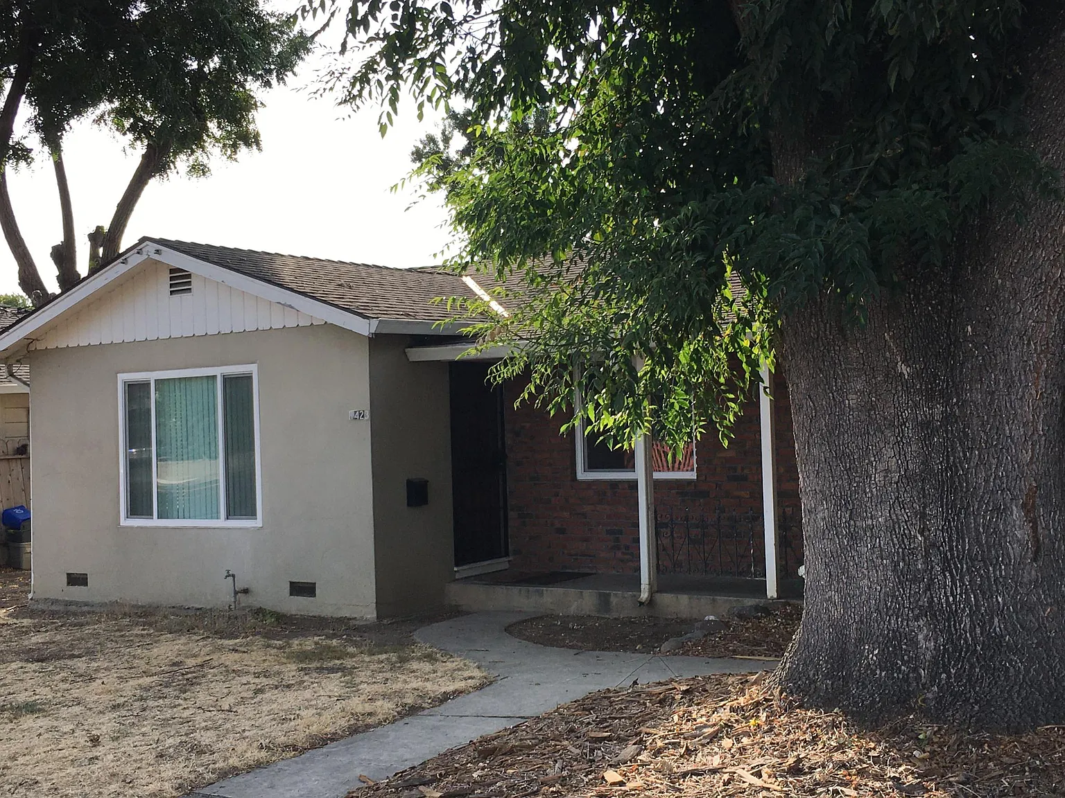1423 Meridian Ave photo 1
