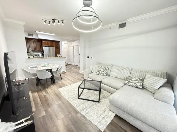 1660 Renaissance Commons Blvd, Boynton Beach, FL 33426