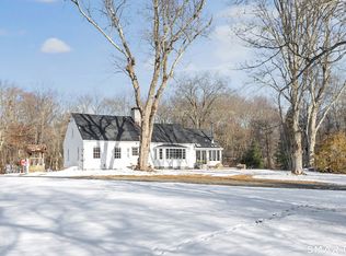 70 Cranbury Rd, Norwalk, CT 06851