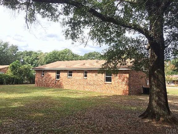 2nd image of 6211 Glenwood Dr