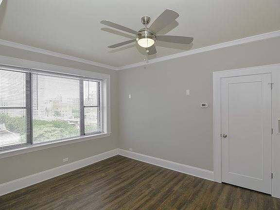 4th image of 817 W Lakeside Pl APT 608
