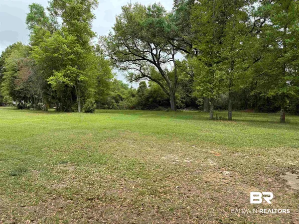 Pinehill Rd, Daphne, AL 36526