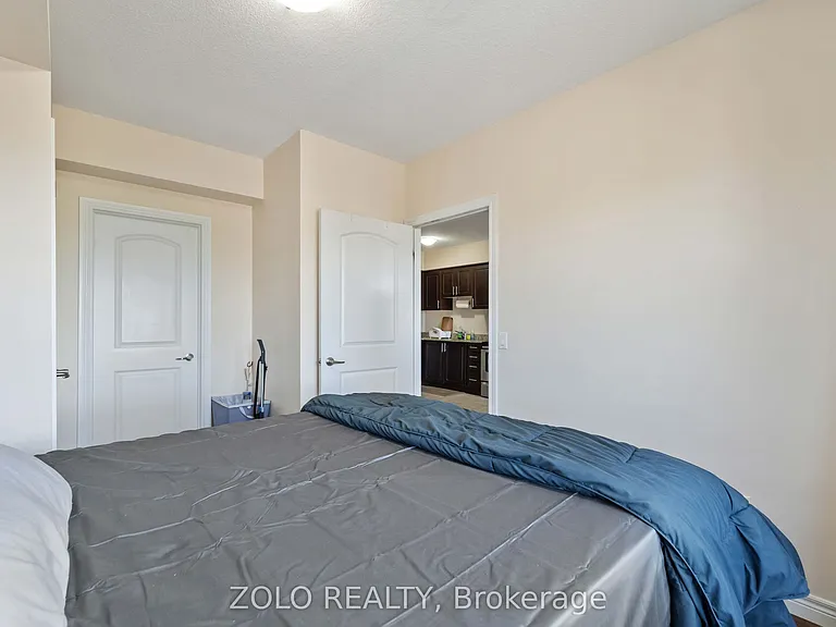 886 Golf Links Rd #304 — Photo 14