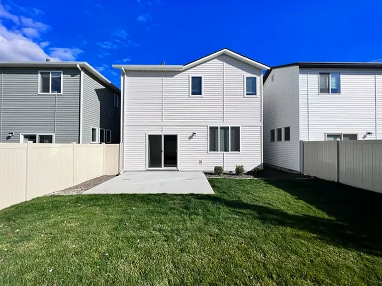 3121 N Lochness Ave — Photo 37