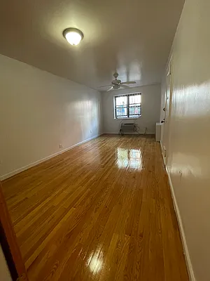 Rented by Peter R. Hungerford, LREB | media 43