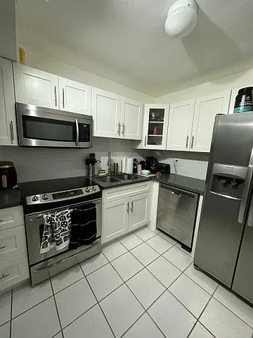 2 bed, 936 sqft, $2,999 — Photo 3