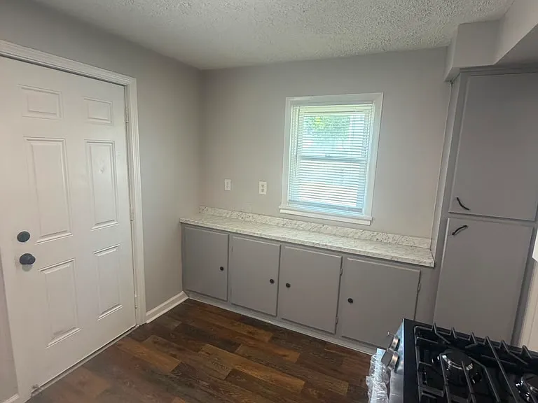 367 S Cole St — Photo 12