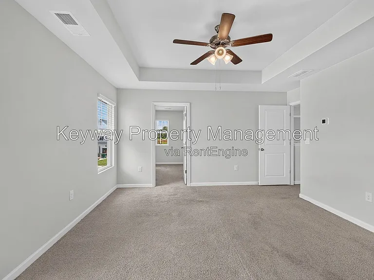 411 Shipwreck Dr — Photo 18