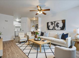 2021 Spenwick Dr APT 110, Houston, TX 77055