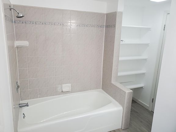 4th image of 5831 S Bramblewood Ln