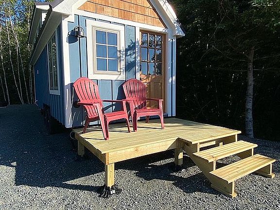 24' is now painted blue