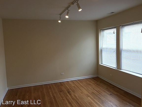 2nd image of 3001 W Lawrence Ave #3S